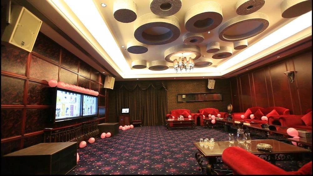 Landison Plaza Hotel Wuxi Wuxi  Buitenkant foto
