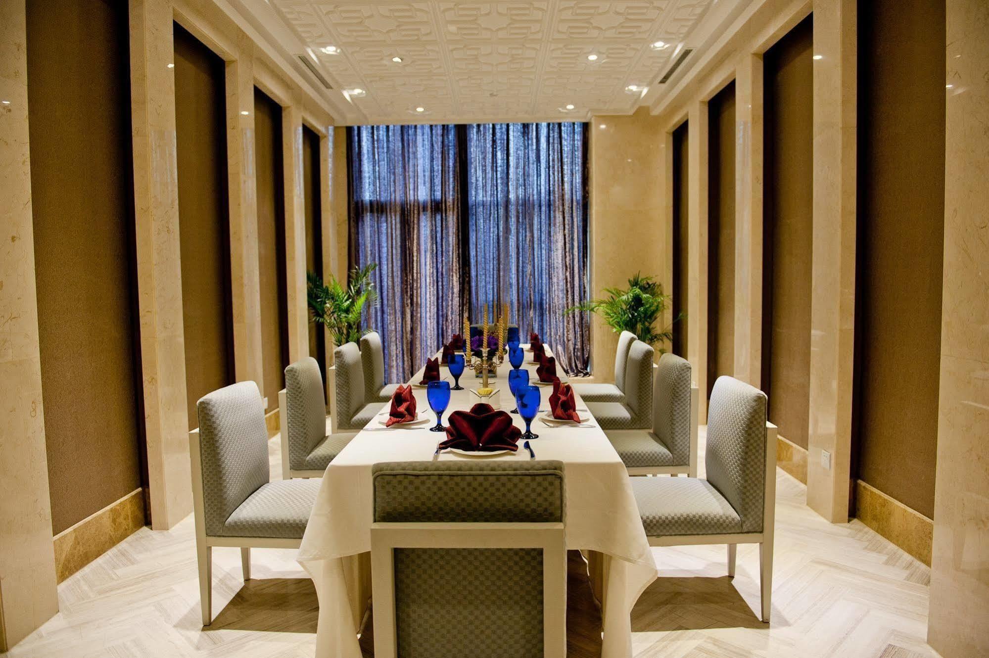 Landison Plaza Hotel Wuxi Wuxi  Buitenkant foto